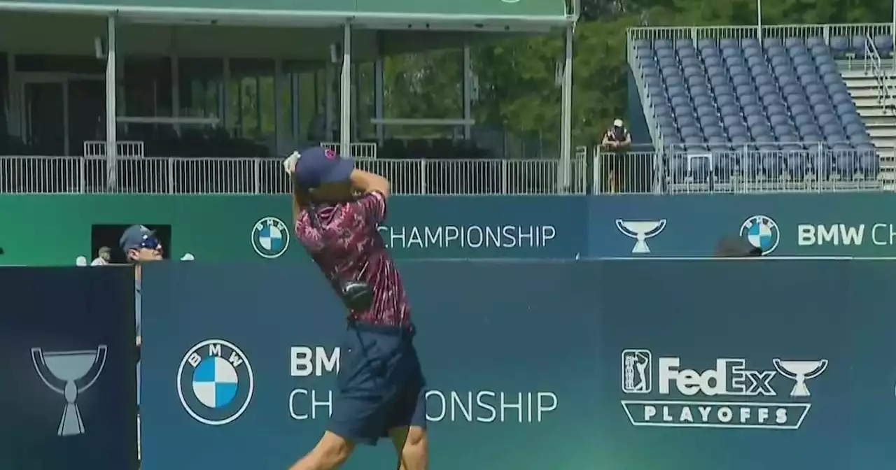 Golfers get practice in before teeing off at Olympia Fields for BMW Championship