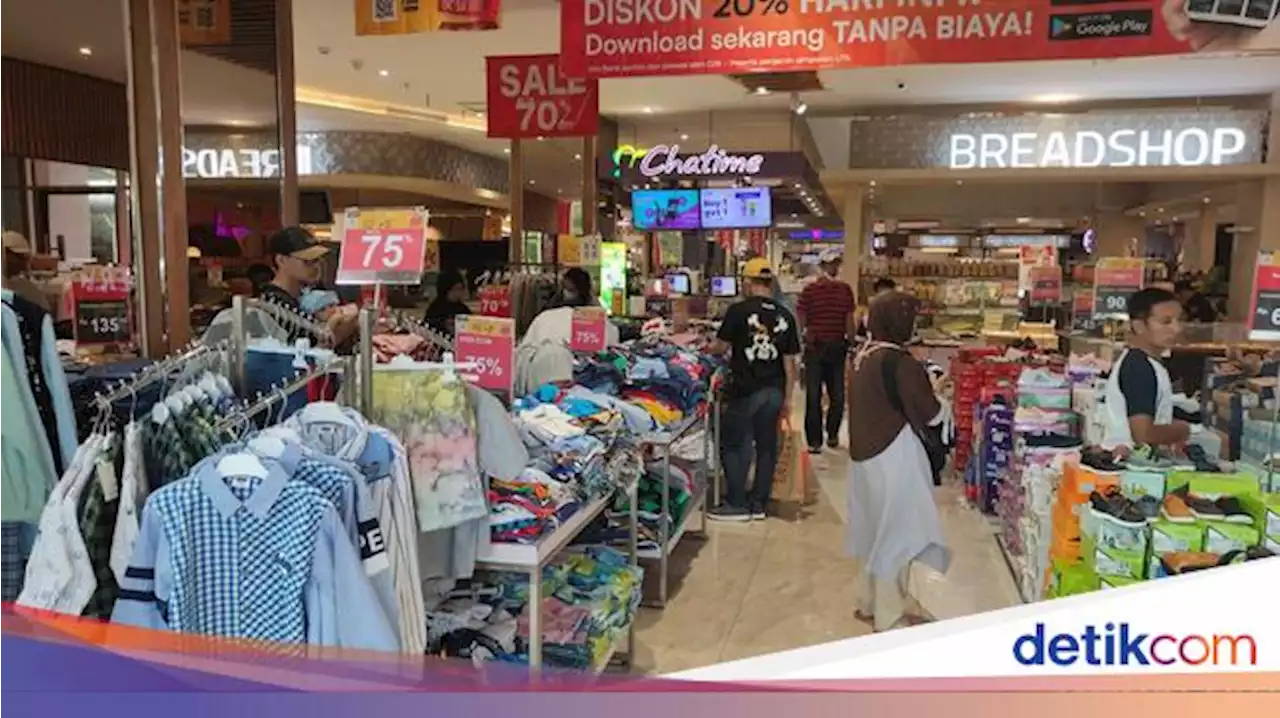 Serbu! Transmart Tebar Diskon Gede-gedean Produk Pakaian Pria