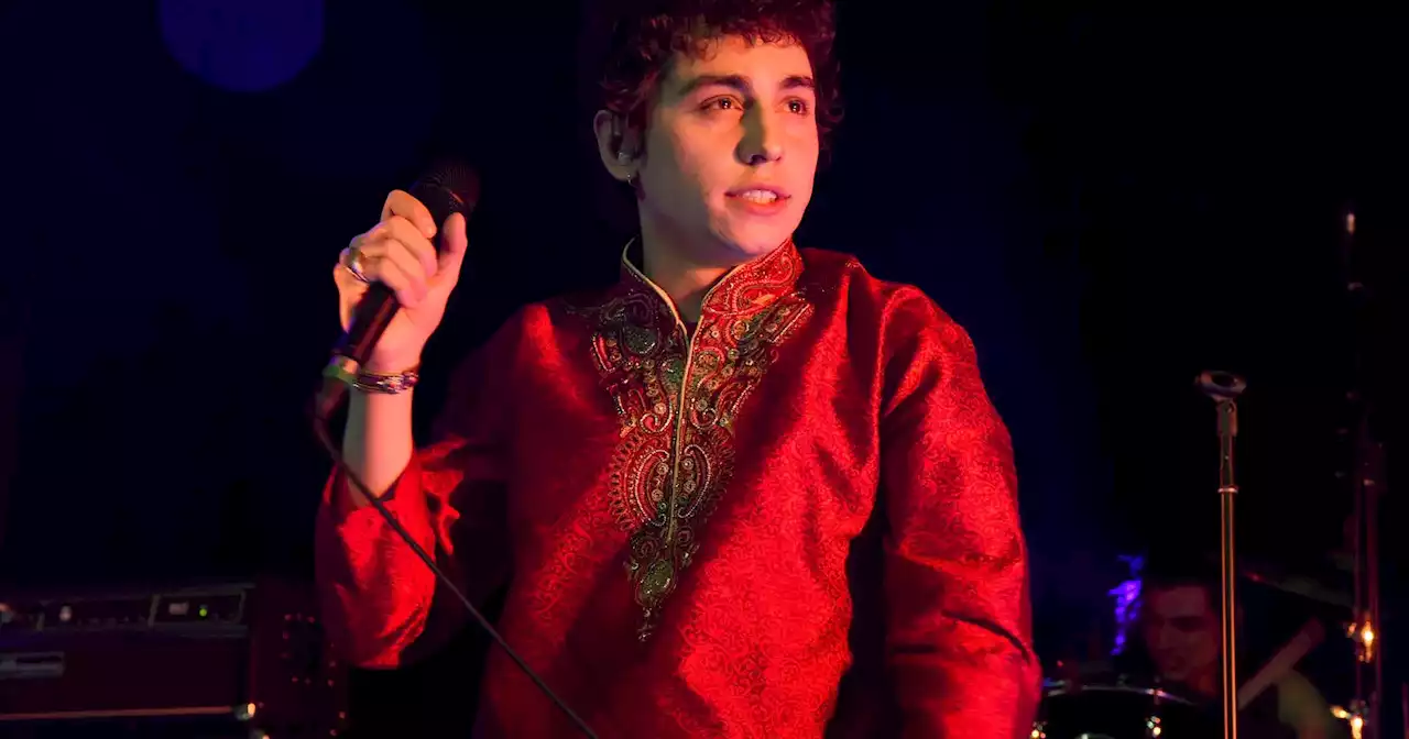 John Kiszka, vocalista dos Greta Van Fleet, diz que assumir homossexualidade foi “como se me tivessem tirado um peso enorme dos ombros”