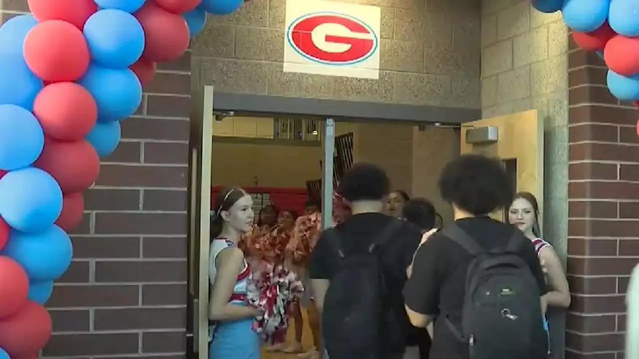 Utah's largest high school welcomes 830 freshmen on first day of school