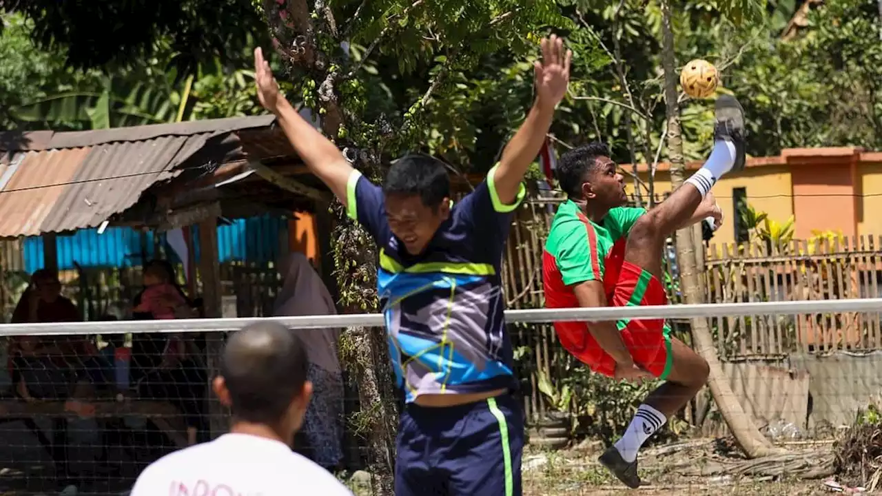 Semangat Warga Takalar Sambut Agustusan dengan Lomba Takraw Bareng Relawan Panrannuangku Ganjar