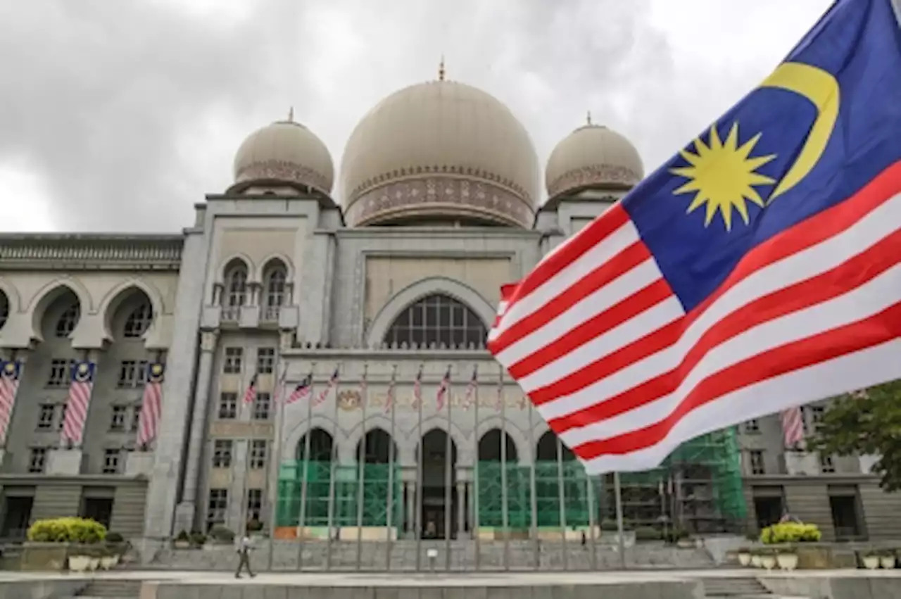 Federal Court: No issue arising over Islam as official religion of the Federation in duo’s challenge to Kelantan’s 20 Shariah offences which overlap with federal govt’s laws