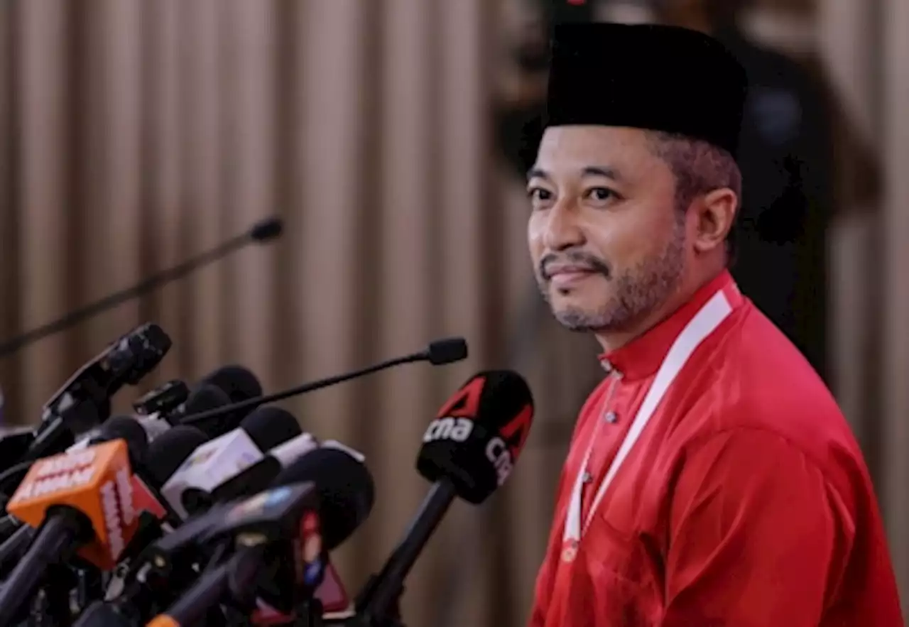 Isham Jalil denies organising gathering to pressure Umno leadership to step down