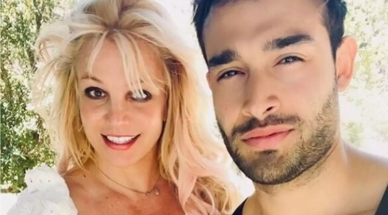 Britney Spears e Sam Asghari divorziano e lui la minaccia...