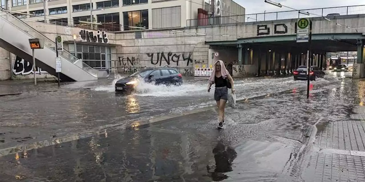 Unwetter-Chaos in Nürnberg und ganz Franken: Wassermassen fluten Straßen