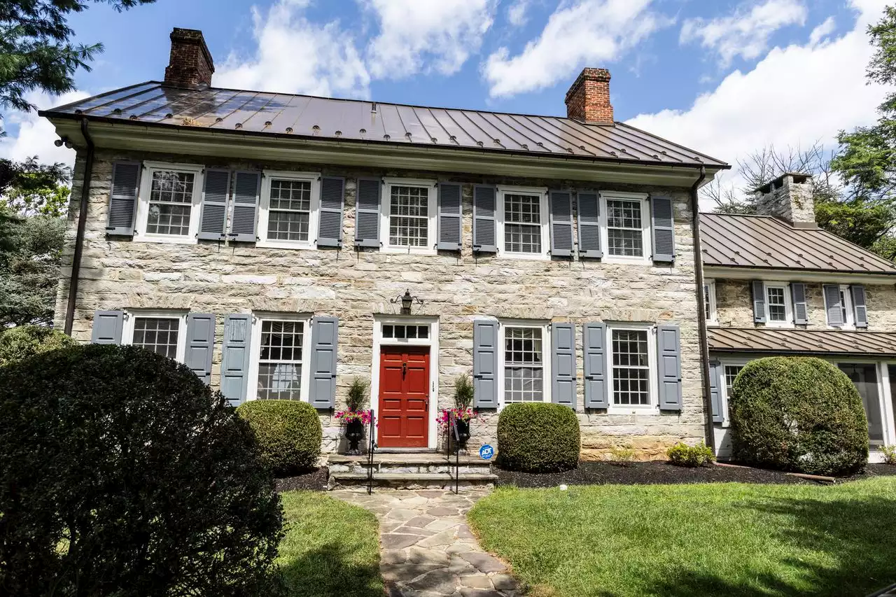 1780s home on the market for $1.4M in Cumberland County: Cool Spaces