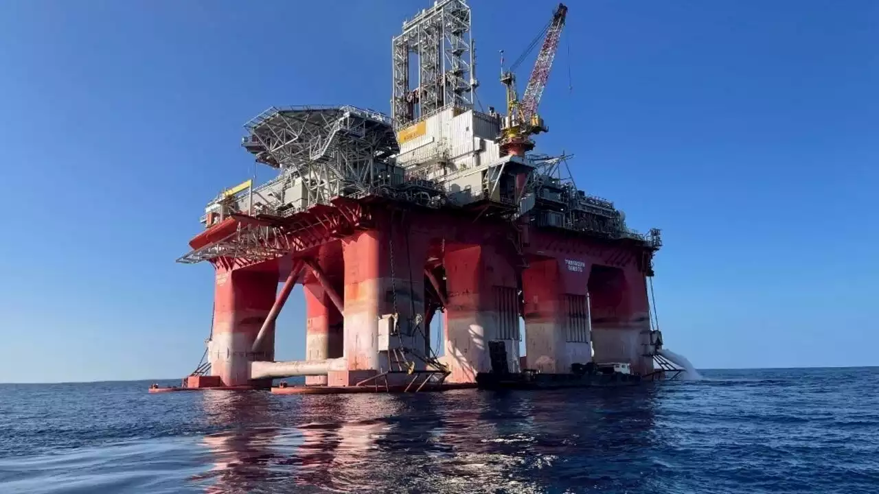 La plateforme TransOcean Barents au Liban pour débuter l'exploration pétrolière et gazière offshore