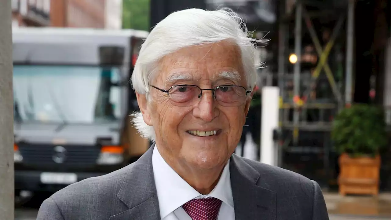 Sir Michael Parkinson: Yorkshire cricket greats lead tributes to legendary broadcaster after his death aged 88