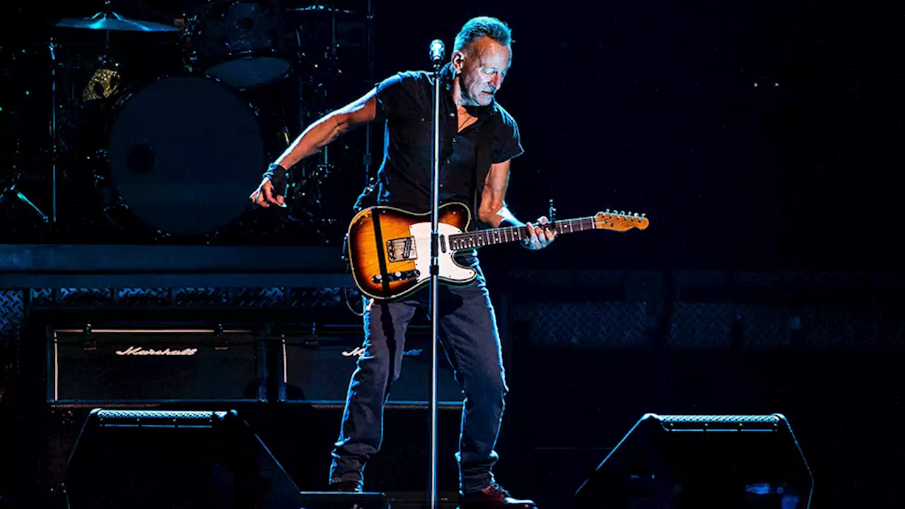 Last-Minute Bruce Springsteen Tickets Are Down to $27 Right Now