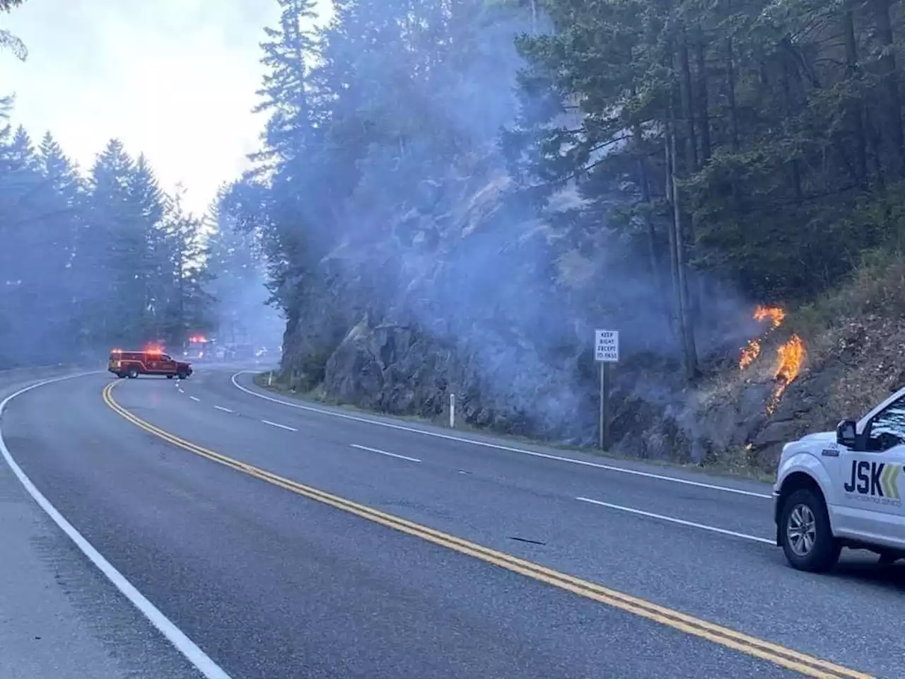 Brush fires that closed stretch of Malahat highway deemed suspicious