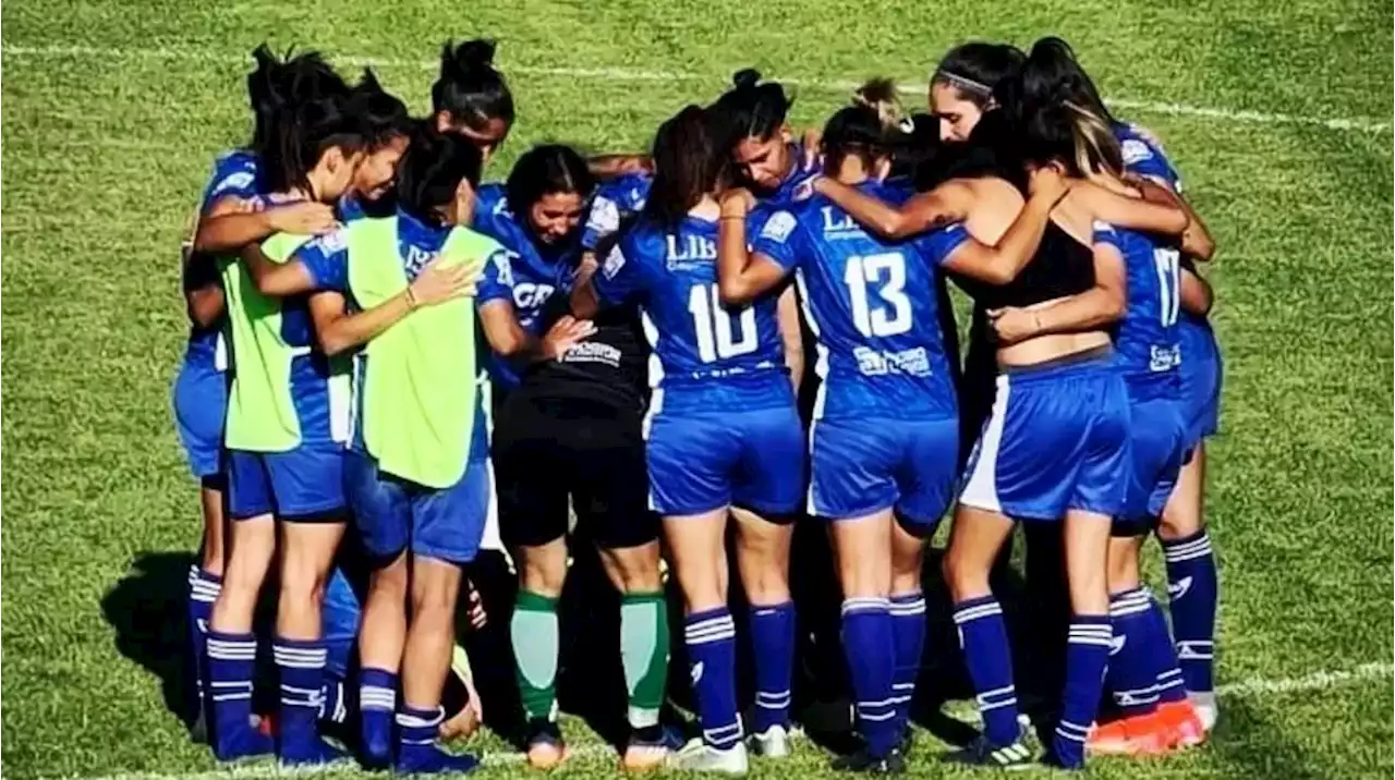 La reacción de los hinchas de Argentino de Rosario luego del retiro del equipo femenino de los torneos de AFA