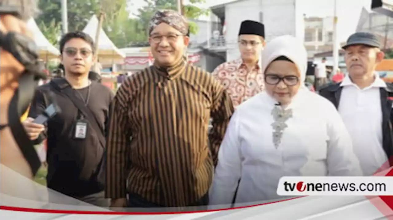 Ikut Upacara HUT RI ke-78 Bersama Warga Lebak Bulus, Anies Baswedan Hadir Pakai Lurik Yogyakarta