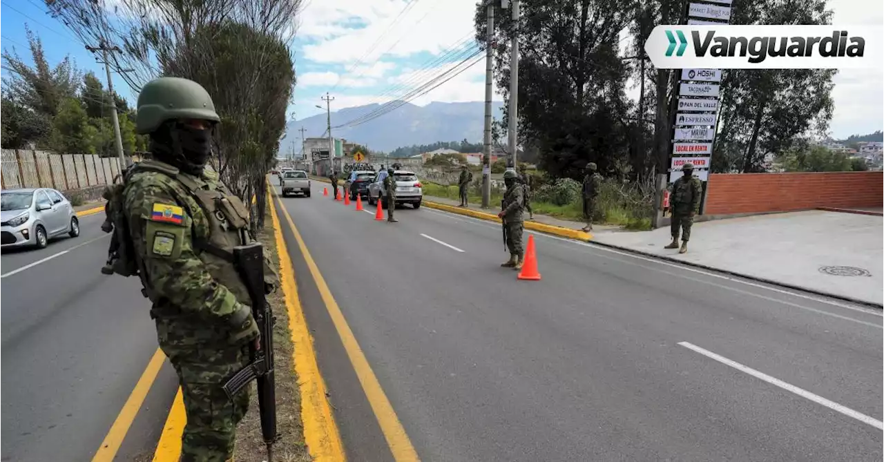 Elecciones extraordinarias en Ecuador inician con el voto de presos sin sentencia en firme