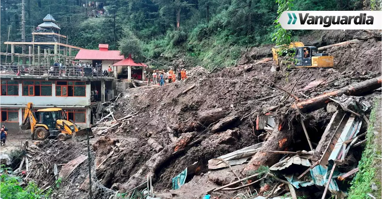 La India prosigue las labores de rescate por las fuertes lluvias en el norte del país