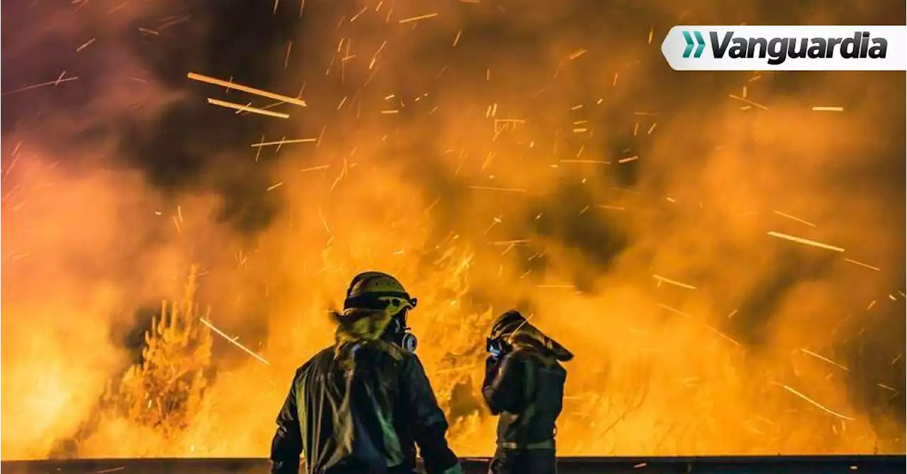 Los incendios forestales en Canadá obligan a evacuar la ciudad de Yellowknife