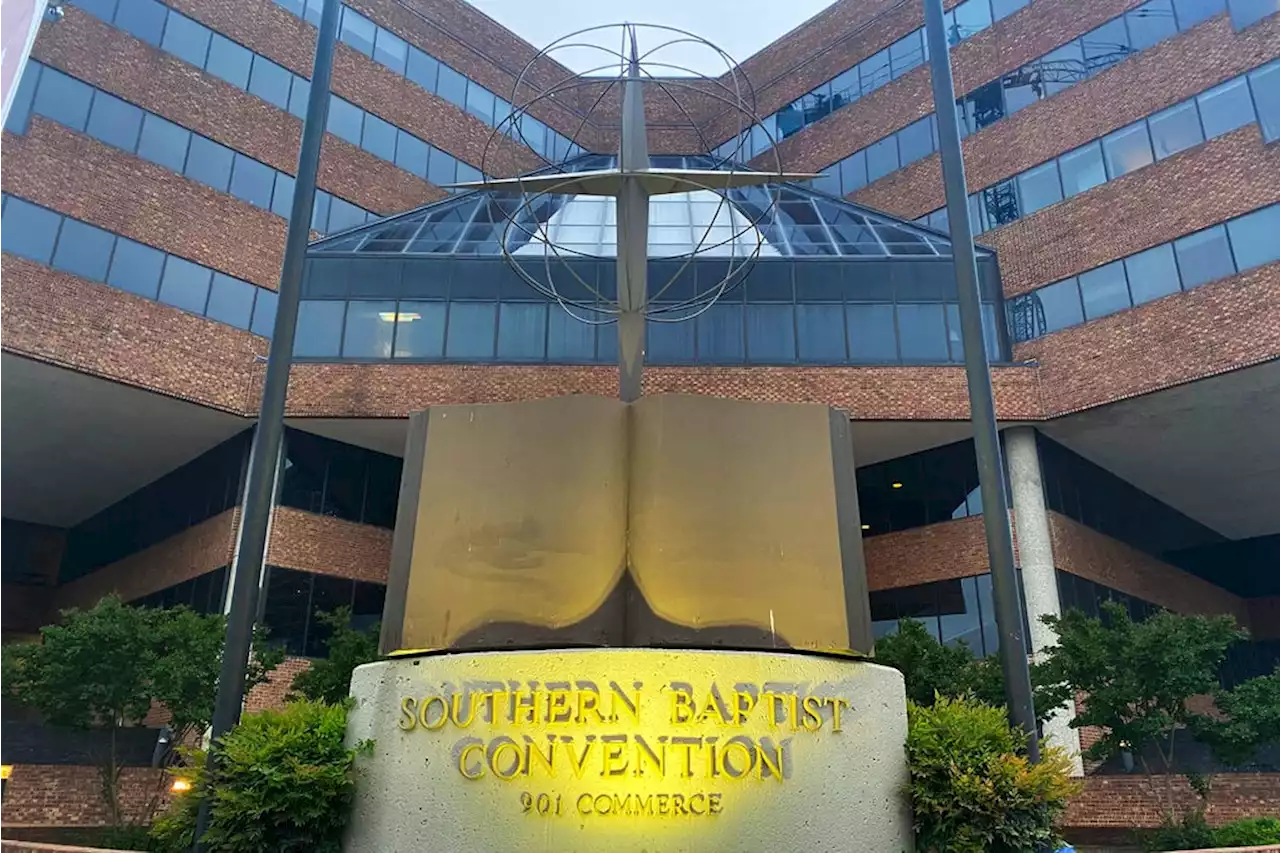 Southern Baptist leader resigns from top administrative post for lying on his resume