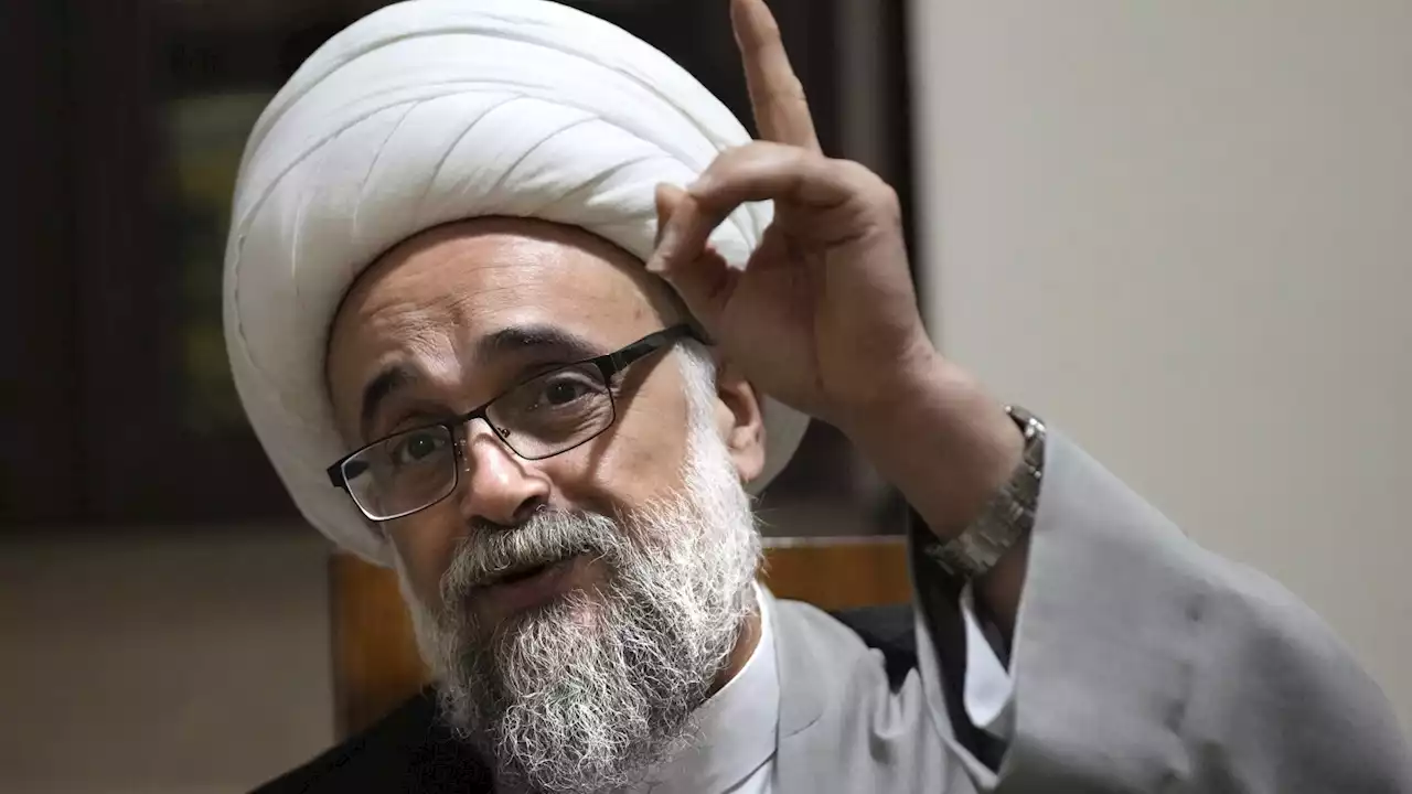 Unapologetic Shiite cleric blasts corruption in Iraq and Lebanon, and attempts to silence him