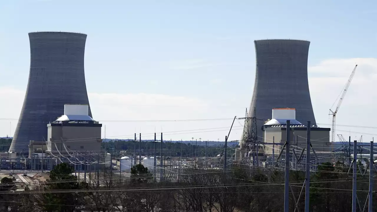 Utilities begin loading radioactive fuel into second new reactor at Georgia nuclear plant