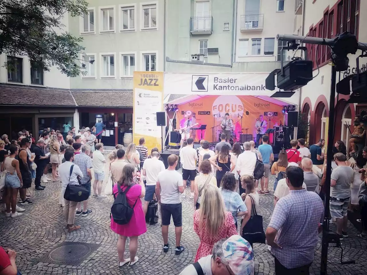 Die Videos zum Festival – Mundart bei über 30 Grad: «Em Bebbi sy Jazz» 2023