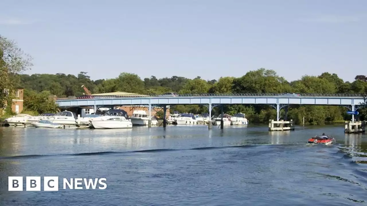 Cookham bridge: Business warning over bridge closure