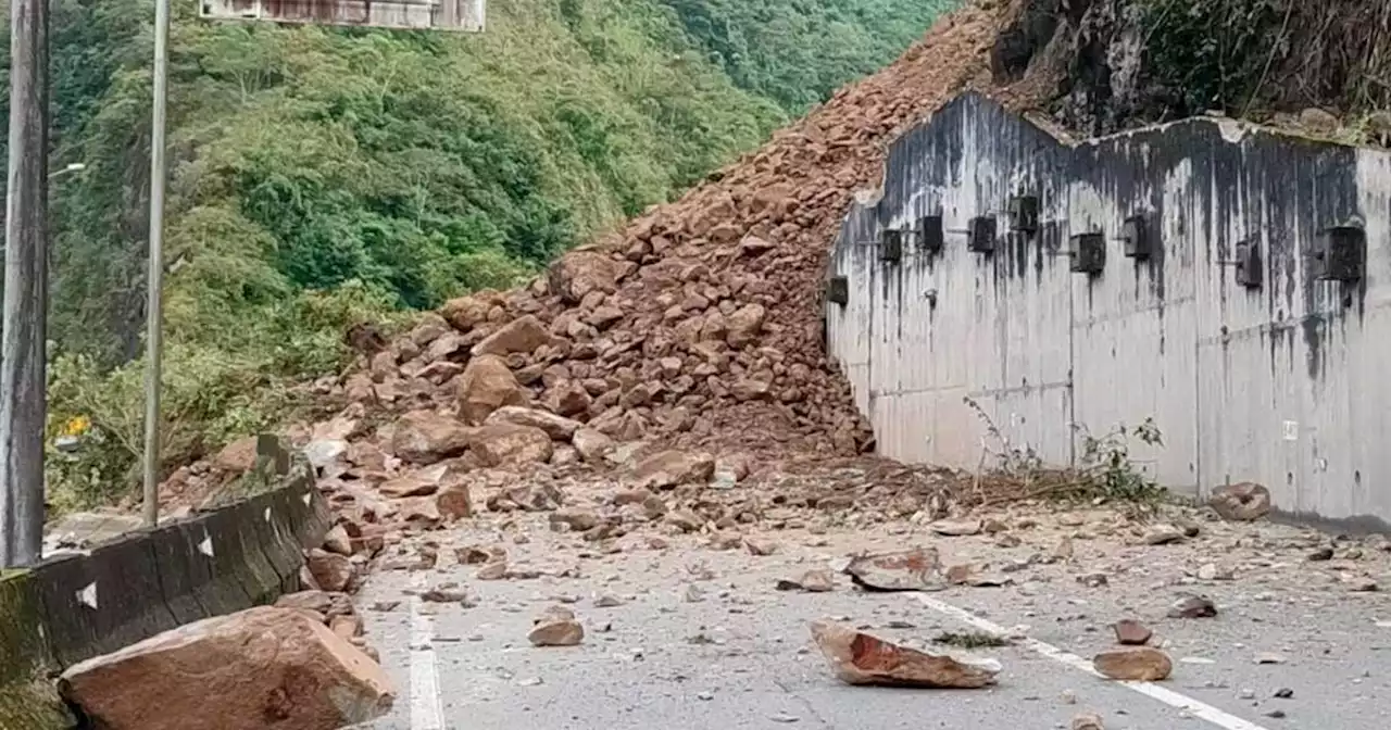 “Fuertes temblores pudieron incidir en derrumbes que tiene cerrada la vía al Llano”: Coviandina