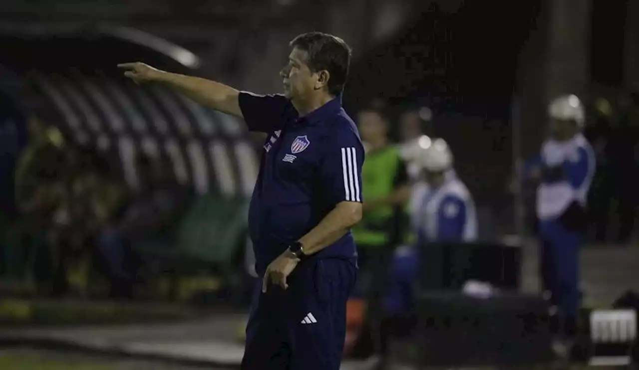 Bolillo Gómez deja de ser el entrenador del Junior de Barranquilla