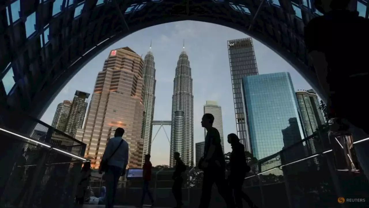 Malaysia posts weakest GDP growth in nearly 2 years as exports slump