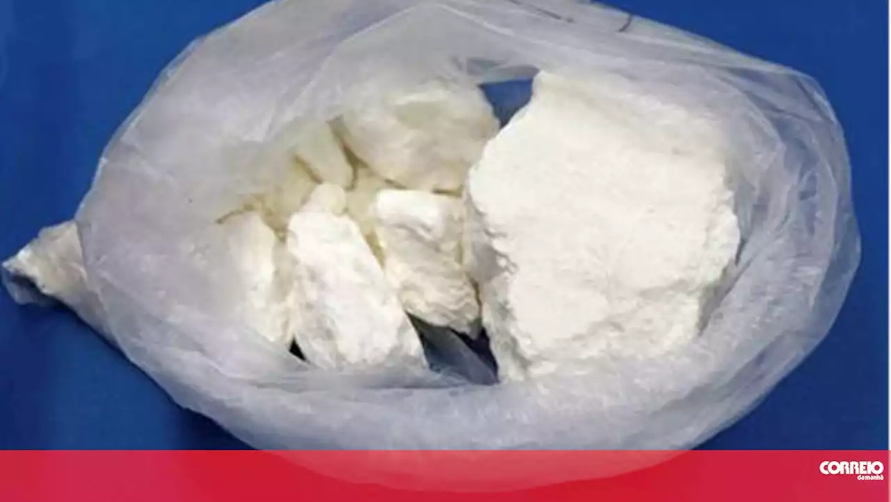 Detidos dois homens por tráfico de droga em Ponta Delgada. Mais de 27 mil doses apreendidas