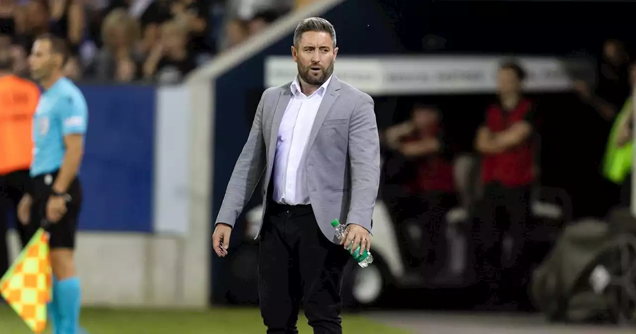 Lee Johnson says Aston Villa will feel the pressure at Hibs