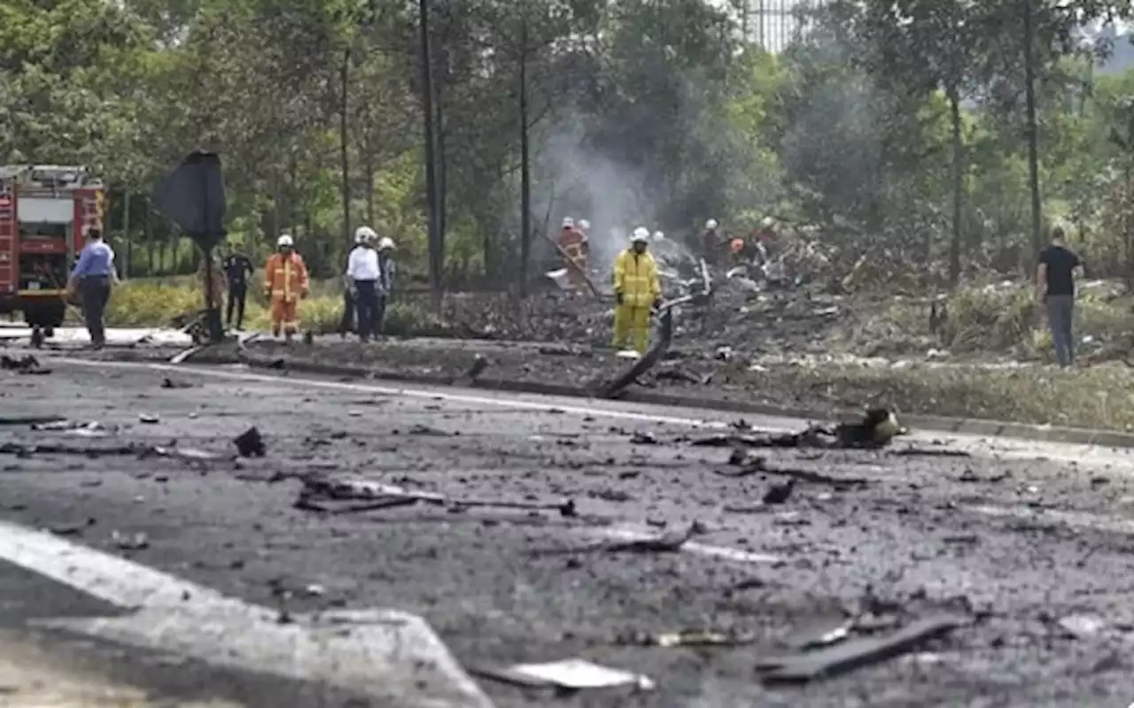 10 dead in Shah Alam plane crash including two motorists