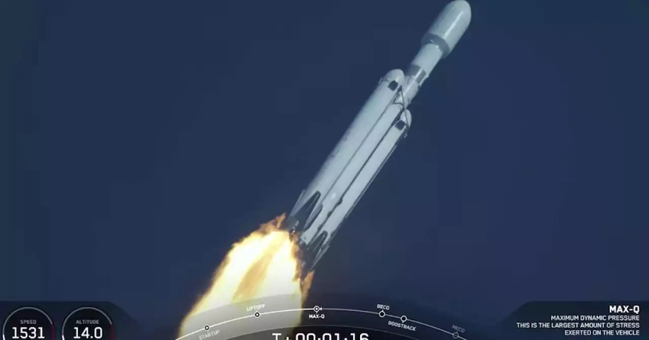 SpaceX reportedly turns a profit for first time in two years