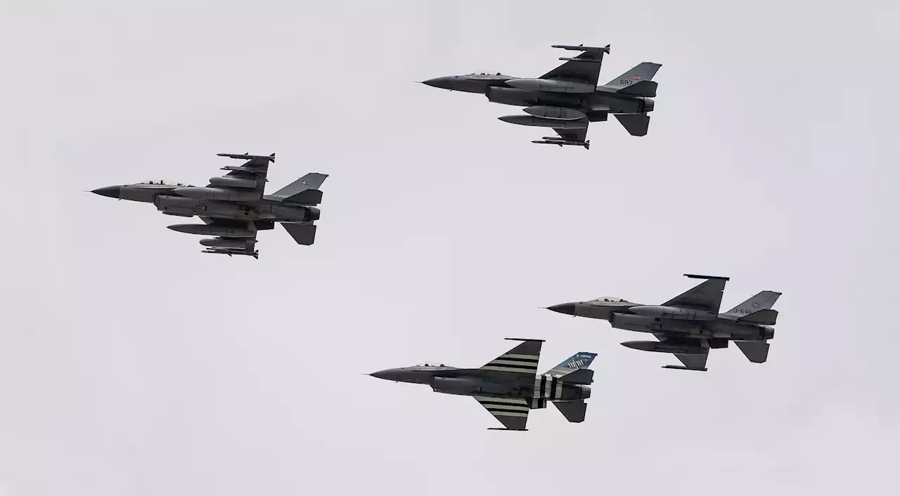 USA uppges tillåta länder att skicka F-16-plan till Ukraina. Kan bli ett välkommet tillskott för att försvara sig mot Ryssland.