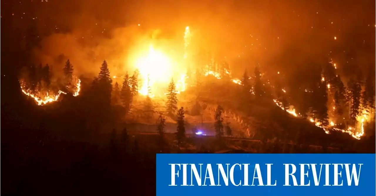 Canadian bushfires threaten two cities: Kelowna, Yellowknife