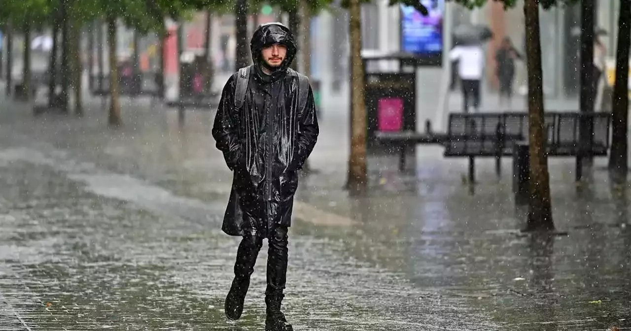 Exact time heavy rain to hit Lanarkshire as yellow weather warning issued