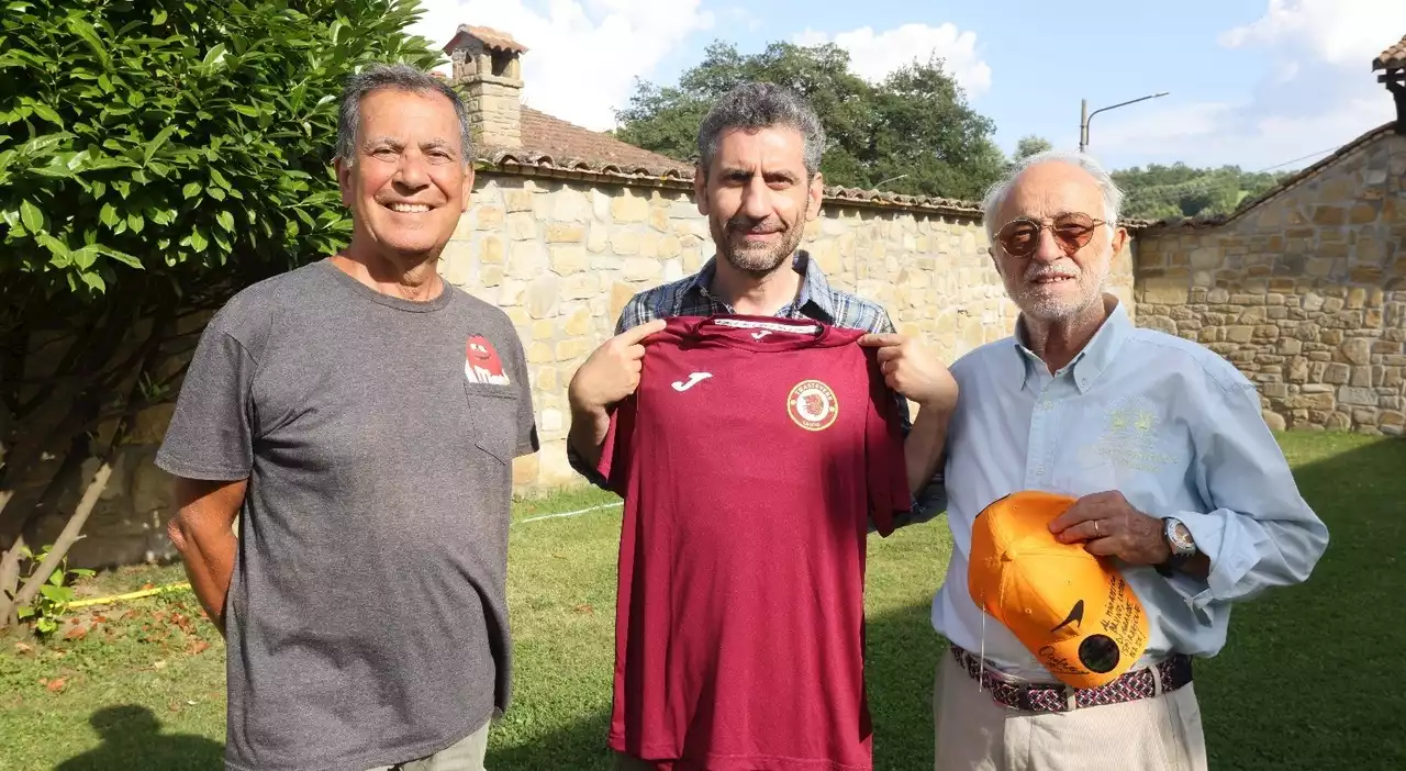 L'omaggio di Andrea Stella ad Amatrice: il team principal della McLaren incontra Cortellesi, Betturri e D'Alessio