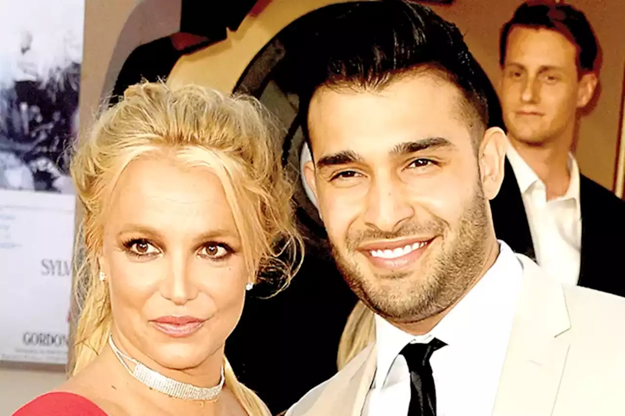 Sam Asghari Gugat Cerai Britney Spears di Bulan Ke-14 Pernikahan