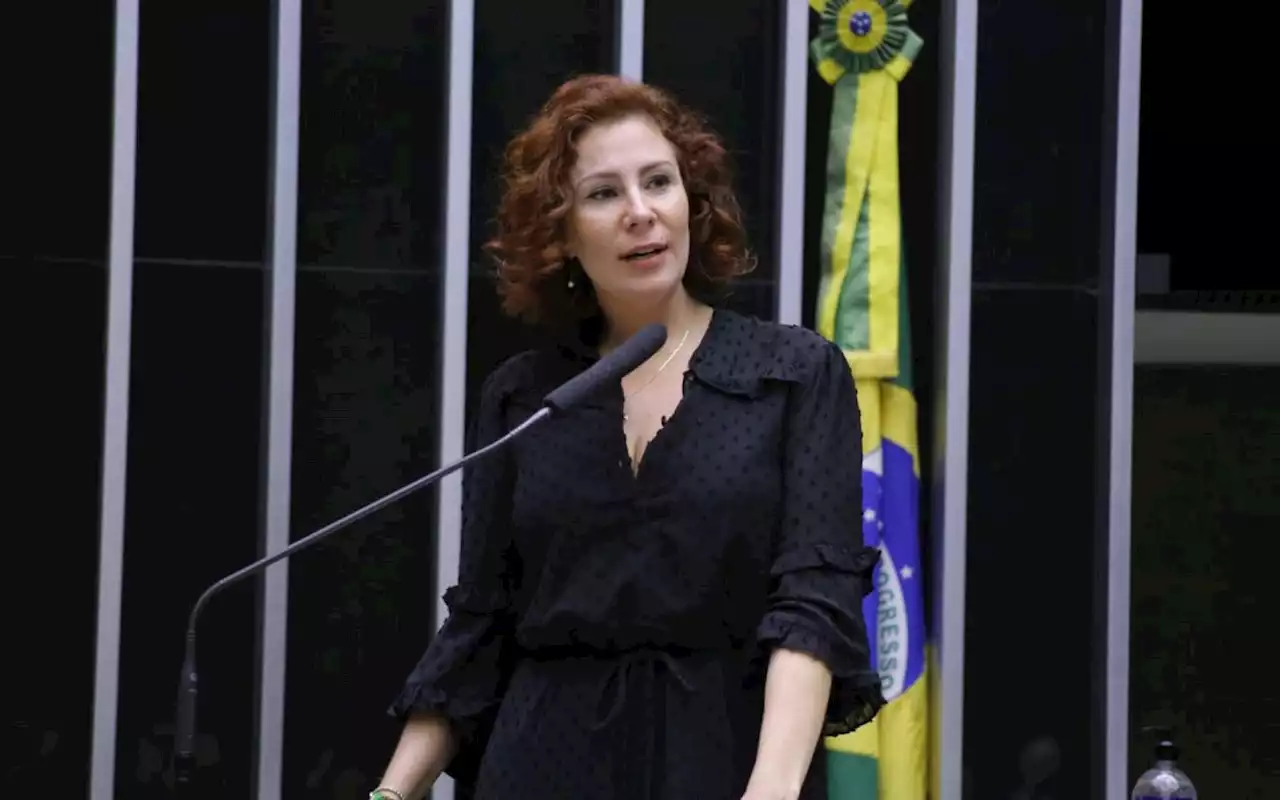 Carla Zambelli é internada em hospital de Brasília | Brasil