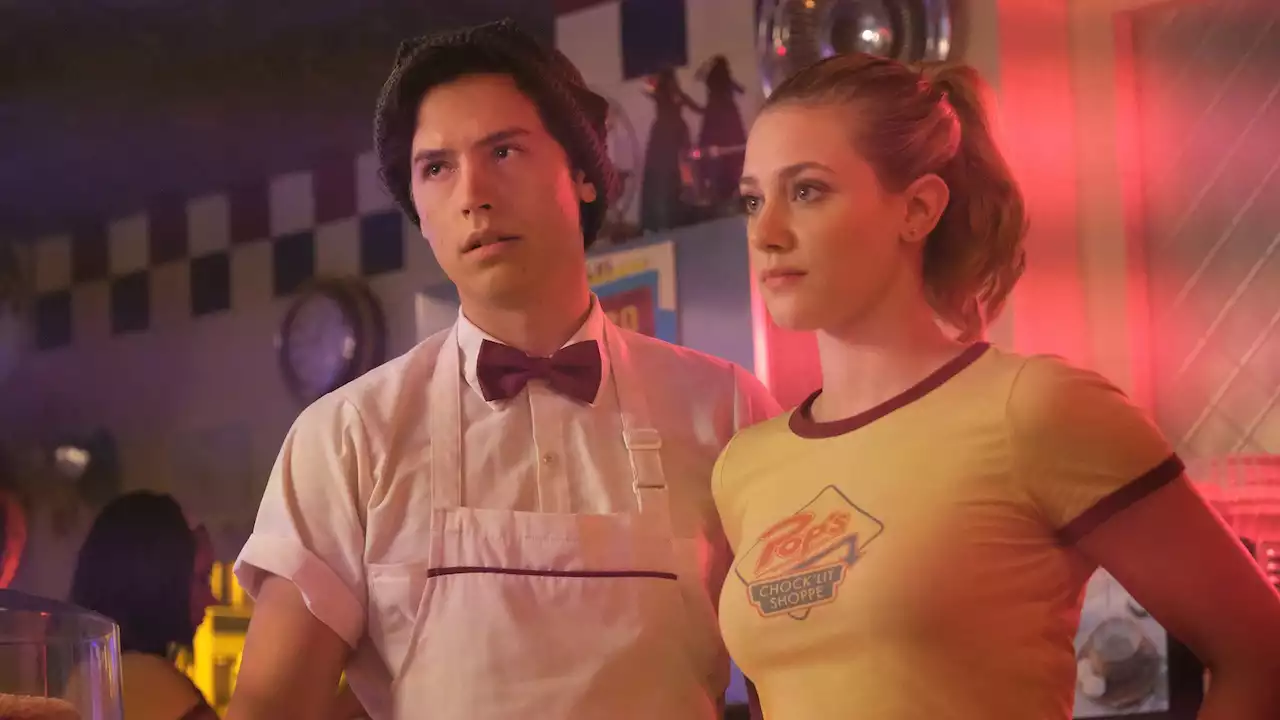 „Die Zielscheibe eines Witzes:“ „Riverdale“-Star kritisiert Internet-Reaktionen zum Serienende