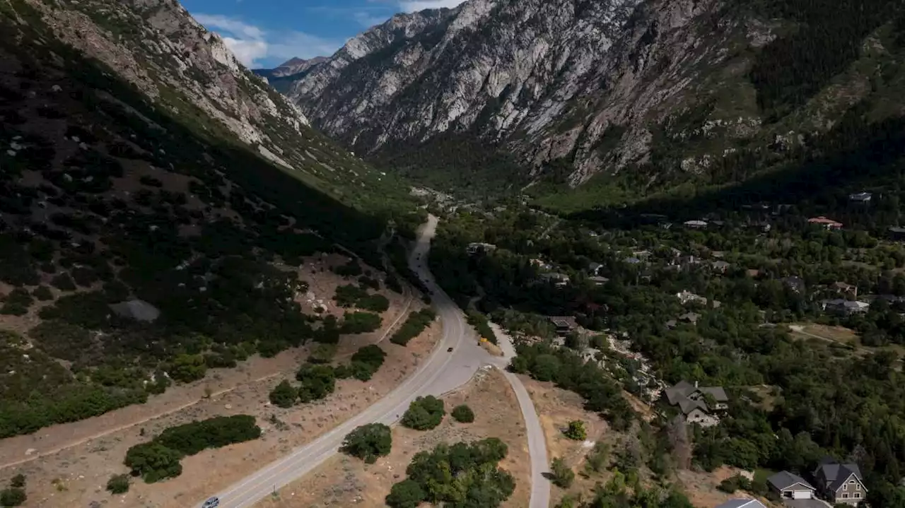 Private funds should help pay for Little Cottonwood gondola, Utah governor says