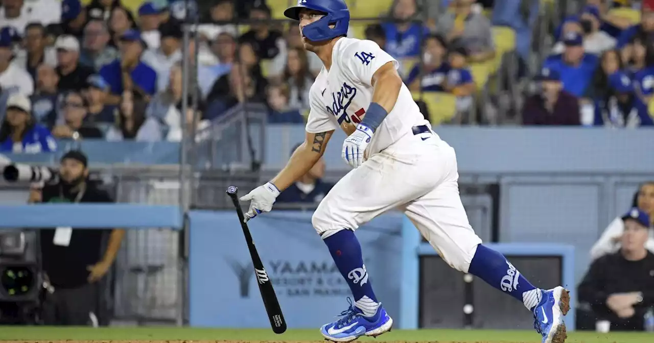 Austin Barnes' first homer of season lifts Dodgers to sweep of Brewers