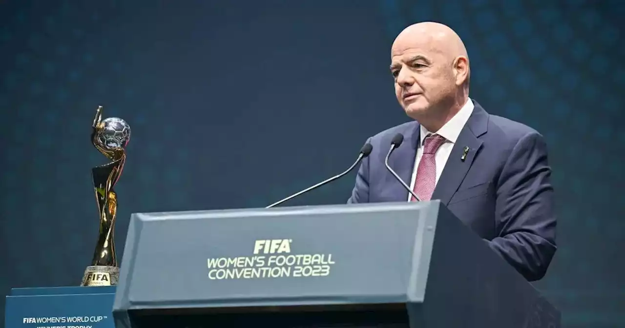 La llamativa frase de Infantino sobre el fútbol femenino: “Si eligen las batallas correctas, podrán convecer a los hombres” | Fútbol