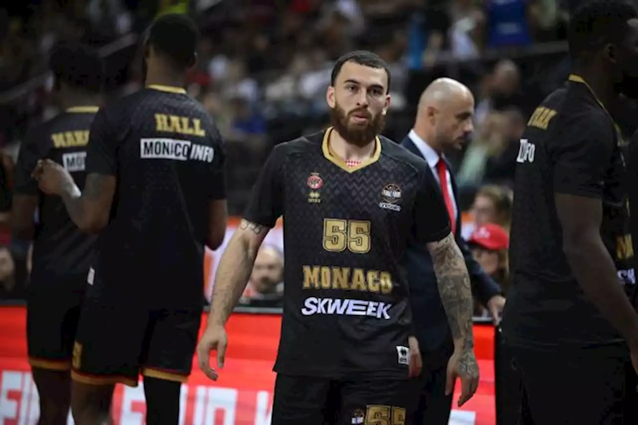 Mike James : « On m'a dit de rester à Monaco donc je suis là »