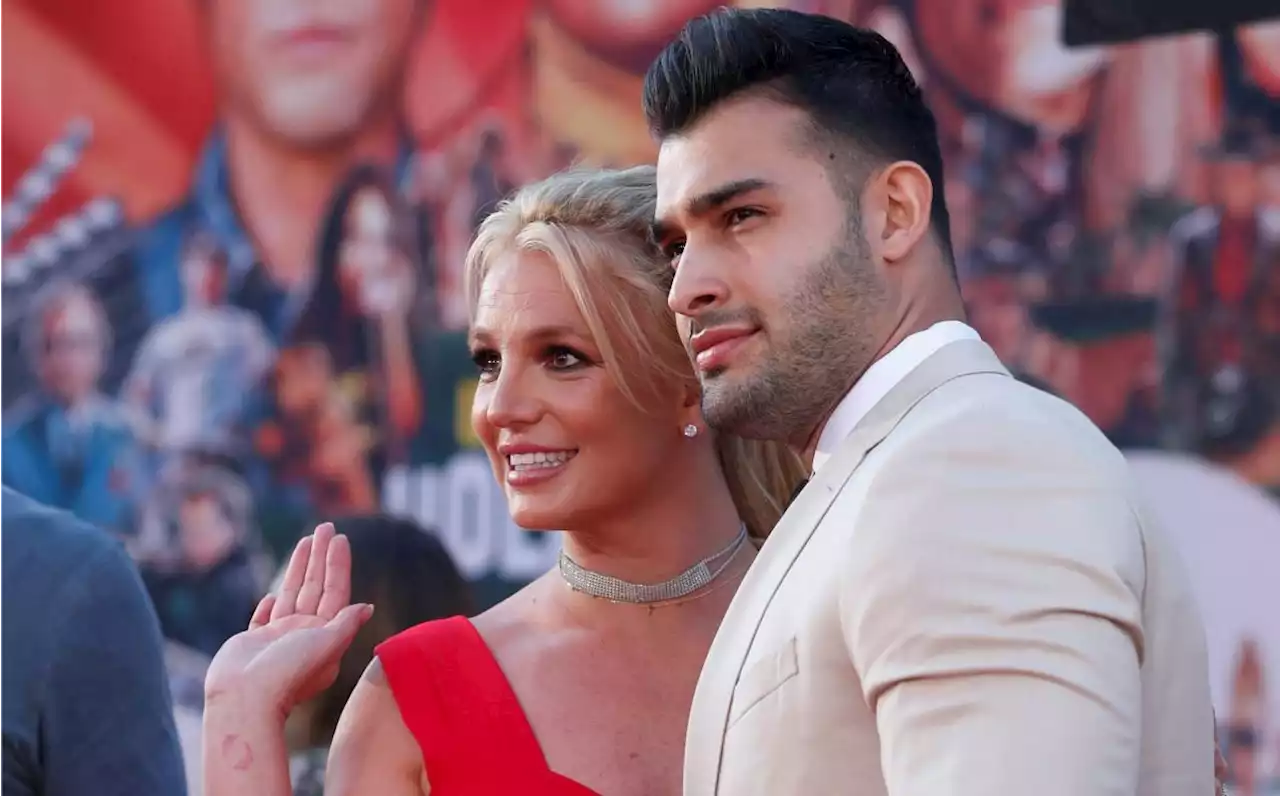 Britney Spears se divorcia de su esposo tras 14 meses por infidelidad