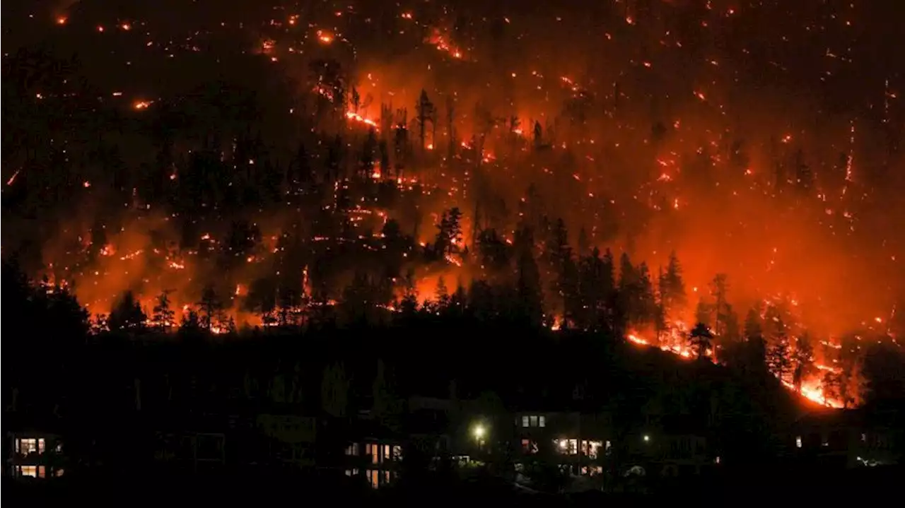 Tausende Menschen fliehen vor Waldbränden in Kanada