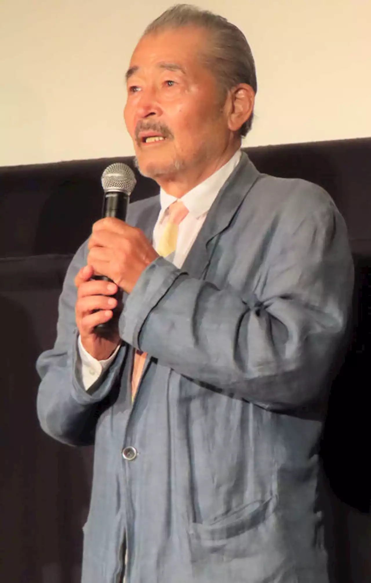 デビュー60周年の藤竜也、82歳の誕生日を「お豆腐ケーキ」で前祝いされる「ぜいたくの極み」