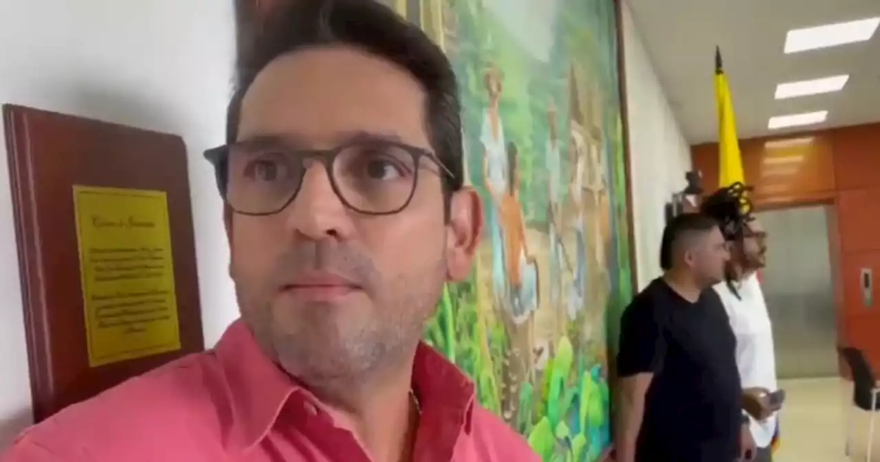 Video: temblor hoy sorprendió al gobernador del Meta, Juan Guillermo Zuluaga, en plena entrevista