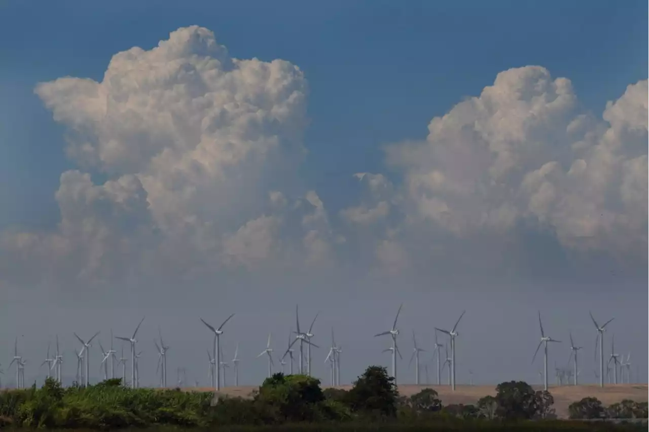 Thunderstorms over Bay Area’s Diablo Range mountains fizzle as moist air starts to dissipate