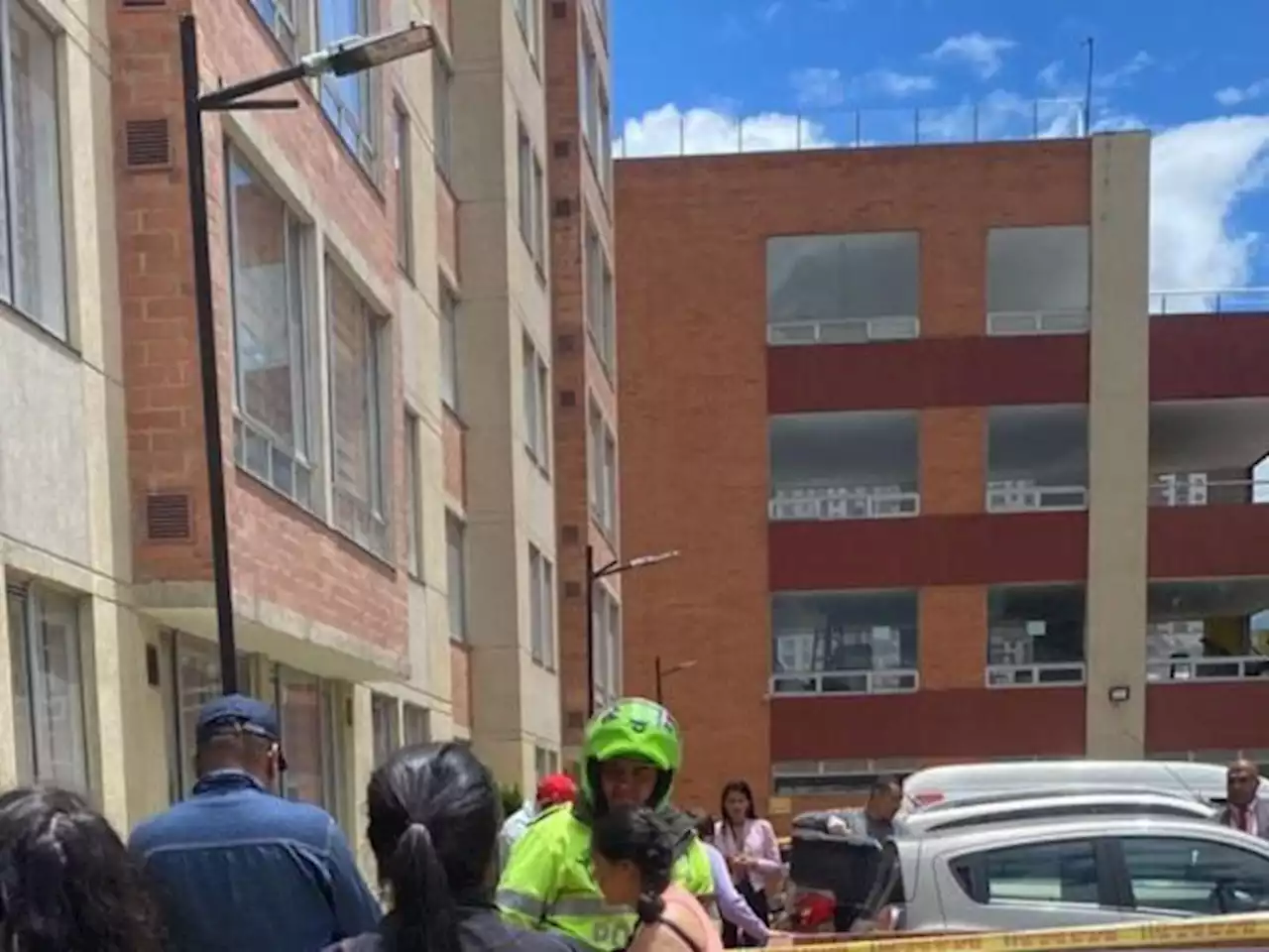 Temblor en Bogotá: mujer murió tras caer por la ventana de un edificio