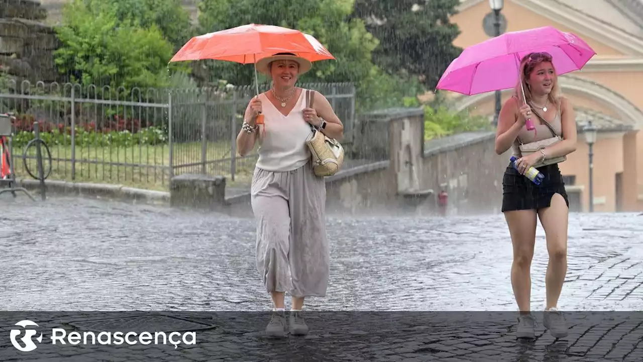 Chuva no Minho e Douro Litoral. Perigo máximo de incêndio em mais de 40 concelhos