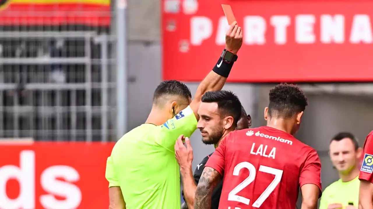 Lens-Rennes: Haise salue le rouge retiré à Thomasson, Genesio ironise contre 'la super VAR'